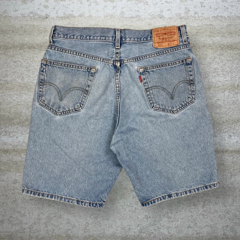 Vintage Y2K Levis Jean Shorts 505 34x9 Regular Straight Leg Fit Light Wash Denim
